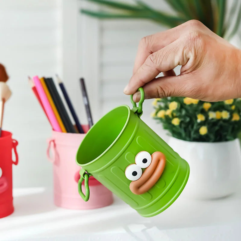 Big Mouth Pencil Holder 